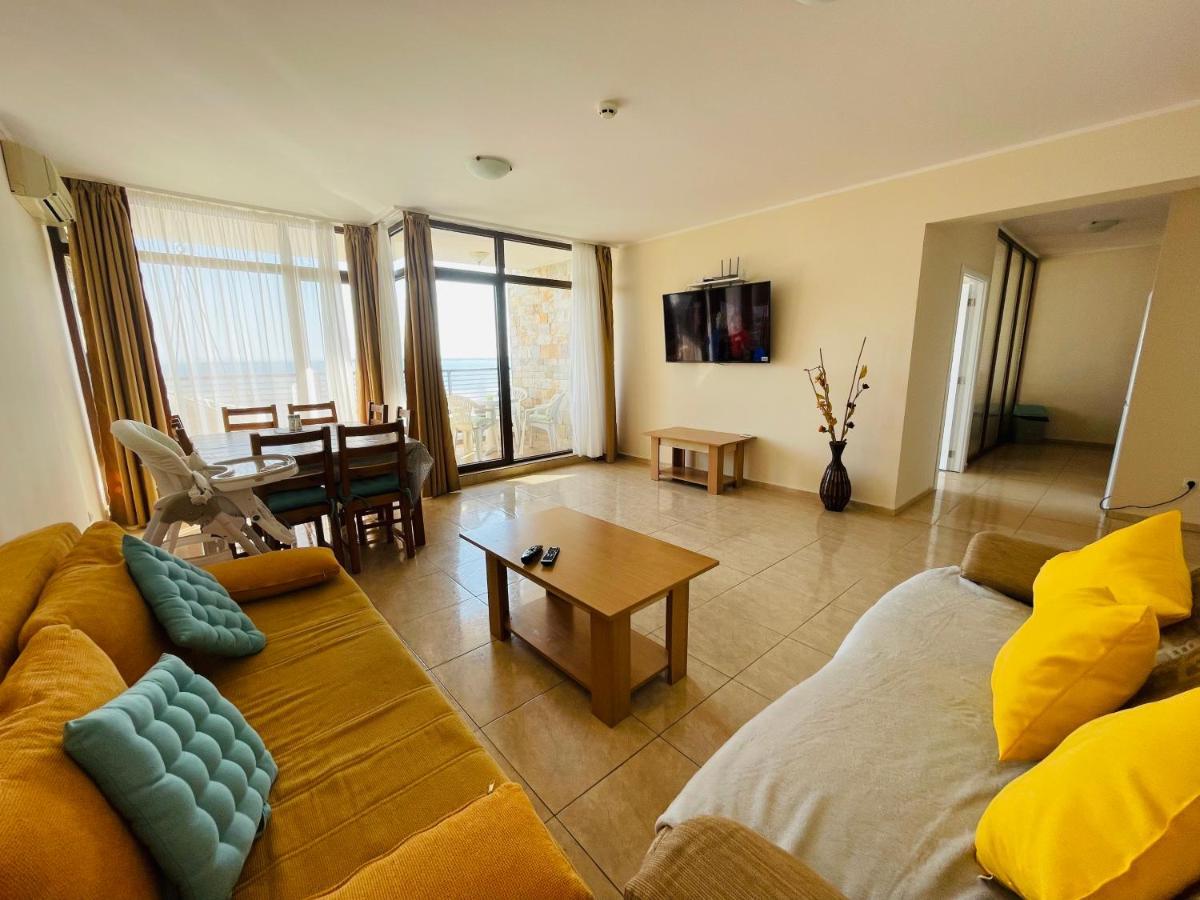 Dolce Vita Sea View Apartment Sveti Vlas Eksteriør bilde