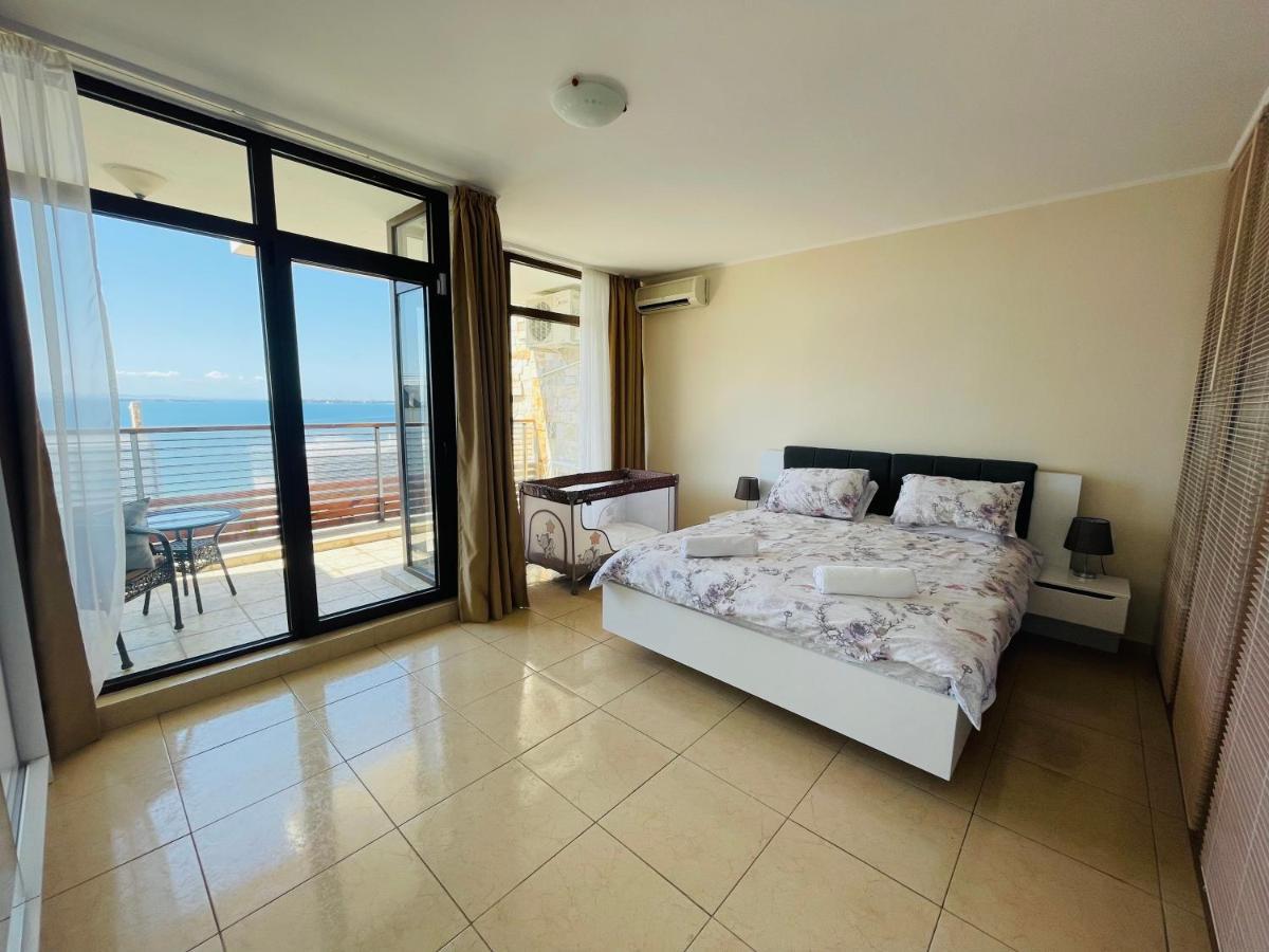 Dolce Vita Sea View Apartment Sveti Vlas Eksteriør bilde