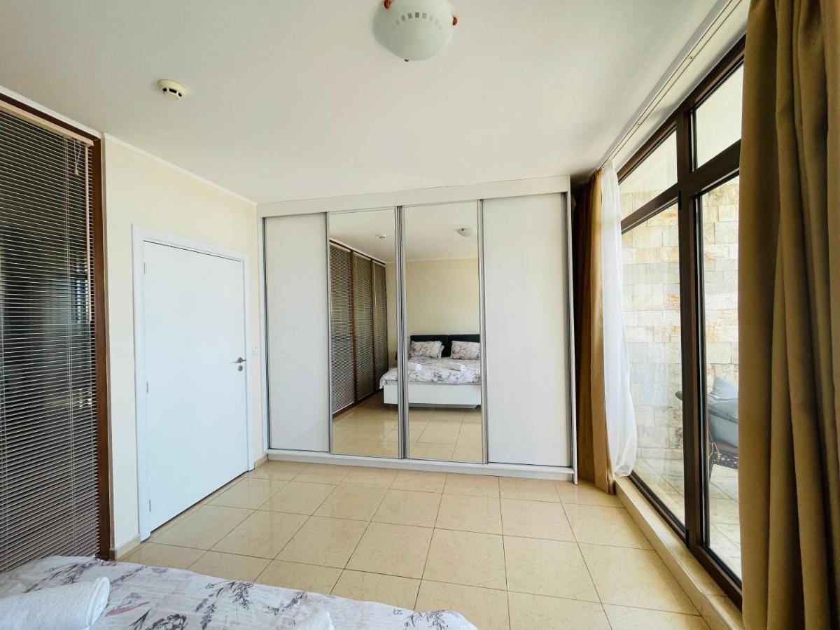 Dolce Vita Sea View Apartment Sveti Vlas Eksteriør bilde