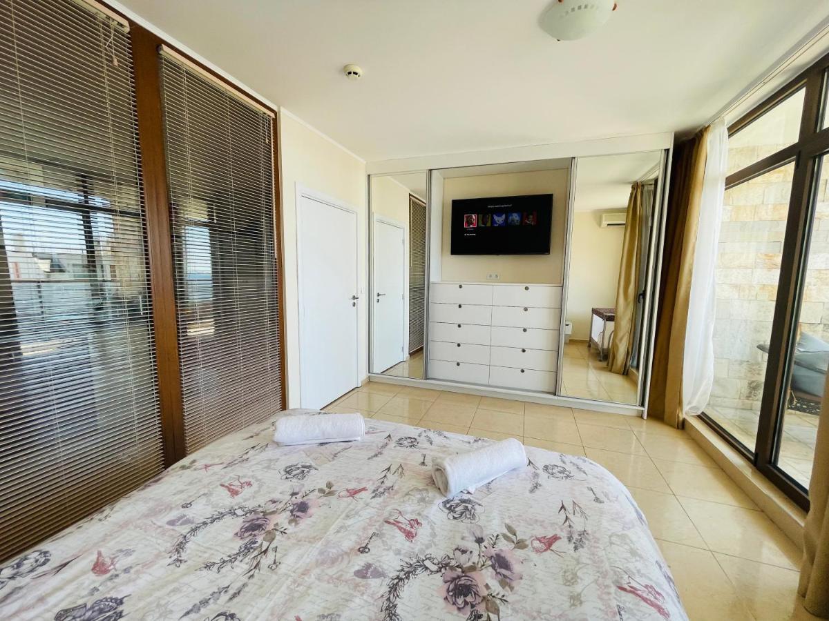 Dolce Vita Sea View Apartment Sveti Vlas Eksteriør bilde